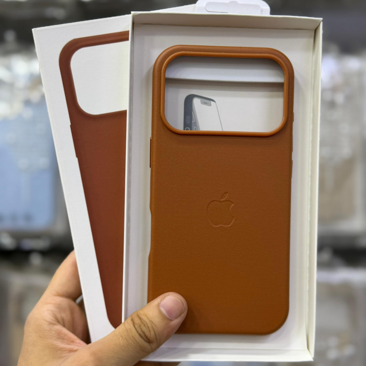 Apple Leather Magsafe Case 17/PM
