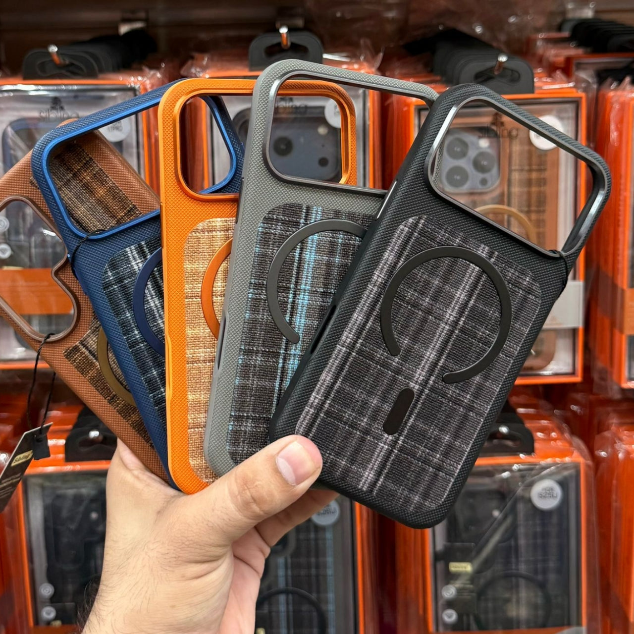 SIBLINGS®️ Strips MagSafe Leather Case