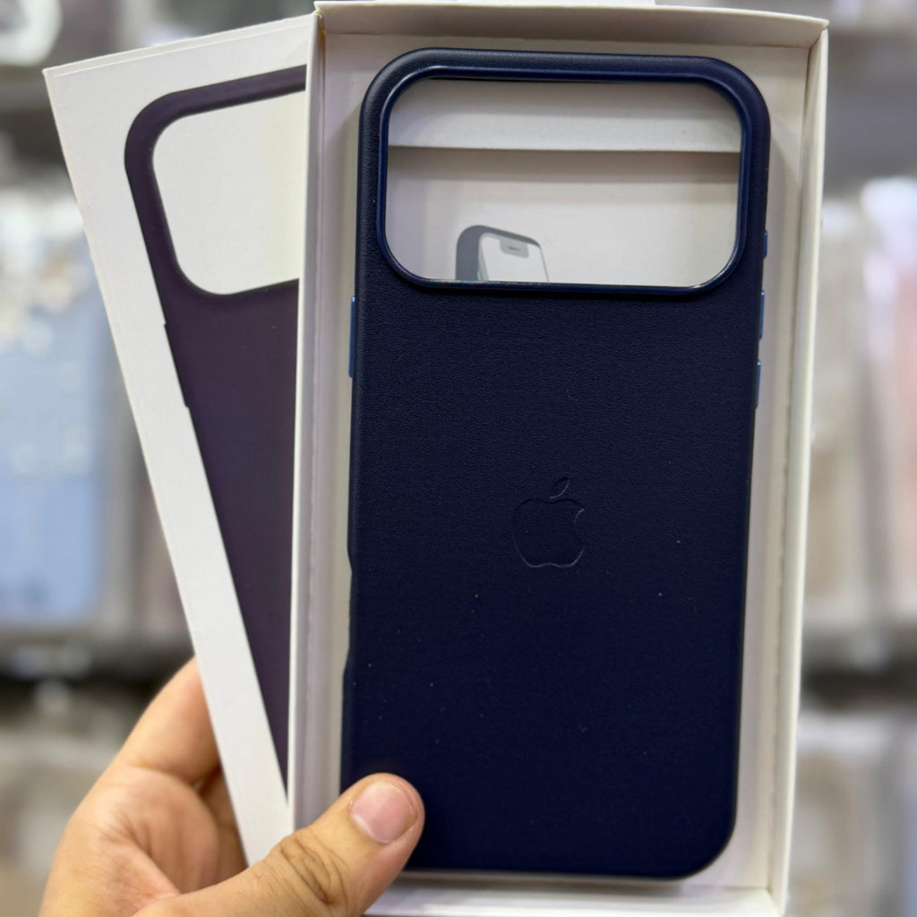 Apple Leather Magsafe Case 17/PM